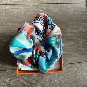 Hermes hair tie